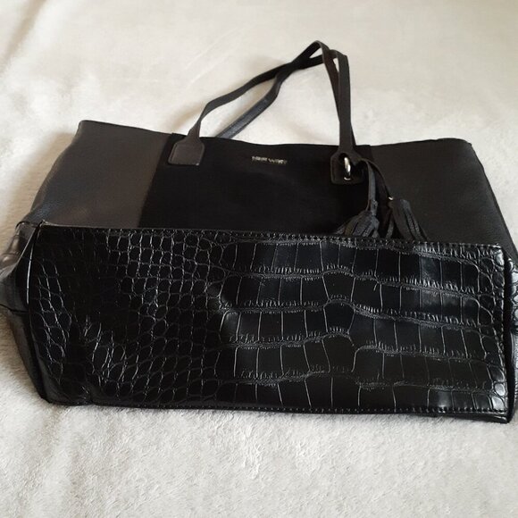Black Tote Bag - Picture 5 of 15